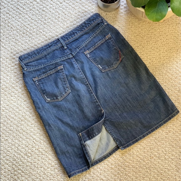 Banana Republic denim skirt - Picture 2 of 2
